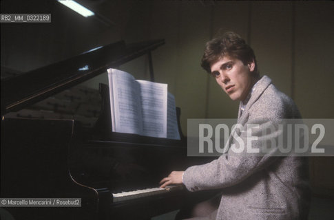 Rome, RAI Auditorium at Foro Italico, about 1982. German classical pianist Alexander Lonquich / Roma, Auditorium RAI del Foro Italico, 1982 circa. Il pianista Alexander Lonquich - ©Marcello Mencarini/Rosebud2