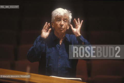 Rome, 1989. Swiss conductor Peter Maag during a rehearsal / Roma, 1989. Il direttore dorchestra Peter Maag durante una prova - ©Marcello Mencarini/Rosebud2