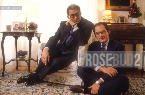 Rome, 1990. Italian sport TV journalist Fabrizio Maffei and his father / Roma, 1990. Il giornalista televisivo, esperto di calcio, Fabrizio Maffei con suo padre - ©Marcello Mencarini/Rosebud2