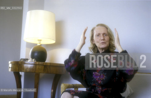 Rome, 1987. Italian anthropologist Ida Magli in her house / Roma, 1987. Lantropologa Ida Magli nella sua casa - ©Marcello Mencarini/Rosebud2