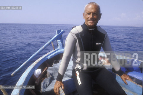 Italian free diver Enzo Maiorca, holding several world records (1989) / Enzo Maiorca, apneista più volte detentore del record mondiale di apnea (1989) - ©Marcello Mencarini/Rosebud2