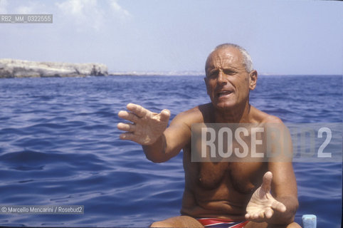 Italian free diver Enzo Maiorca, holding several world records (1989) / Enzo Maiorca, apneista più volte detentore del record mondiale di apnea (1989) - ©Marcello Mencarini/Rosebud2