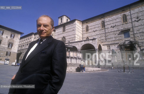 Perugia. 1991. Polltician of Italian Socialist Party (PSI) Enrico Manca, President of RAI, the Italian public television / Perugia, 1991. Il politico socialiasta Enrico Manca, Presidente della RAI, radiotelevisione italiana - ©Marcello Mencarini/Rosebud2