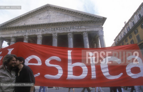 Demonstration in favor of Rome Gay Pride Parade legalization in the Catholic Church Jubilee year (2000) / Manifestazione in favore dello svolgimento del Gay Pride a Roma nellanno del Giubileo (2000) - ©Marcello Mencarini/Rosebud2