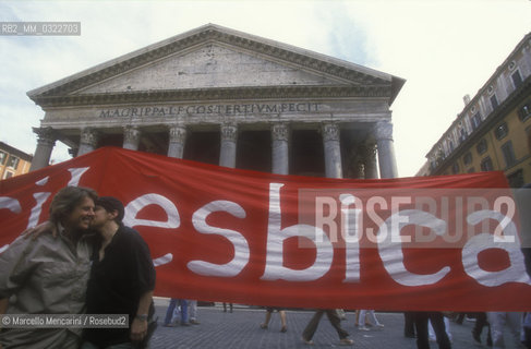 Demonstration in favor of Rome Gay Pride Parade legalization in the Catholic Church Jubilee year (2000) / Manifestazione in favore dello svolgimento del Gay Pride a Roma nellanno del Giubileo (2000) - ©Marcello Mencarini/Rosebud2