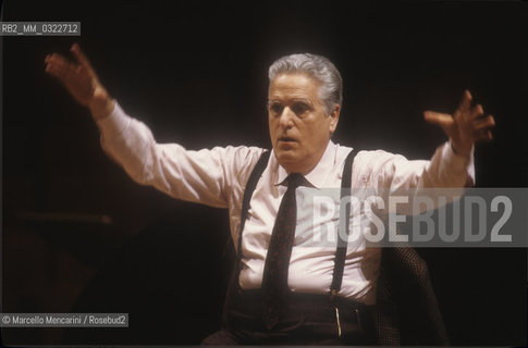 Italian conductor Franco Mannino during a rehearsal (about 1988) / Il direttore dorchestra Franco Mannino durante una prova (1988 circa) - ©Marcello Mencarini/Rosebud2