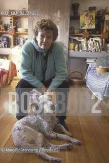 Rome, 1995. Italian writer acia Maraini in her house / Roma, 1995. La scrittrice Dacia Maraini nella sua casa - ©Marcello Mencarini/Rosebud2