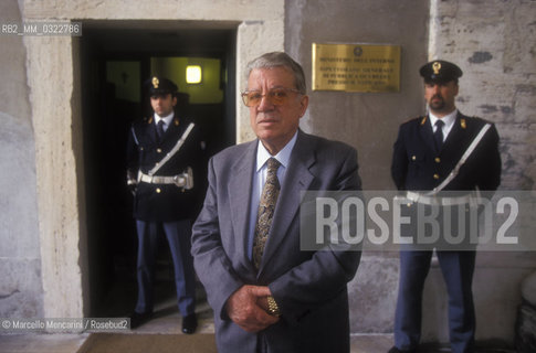 Vatican City, 1999. Enrico Marinelli, police officer responsible for the security of Pope John Paul II / Città del Vaticano, 1999. Il prefetto Enrico Marinelli, responsabile della sicurezza di papa Giovanni Paolo II - ©Marcello Mencarini/Rosebud2