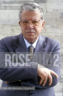 Vatican City, 1999. Enrico Marinelli, police officer responsible for the security of Pope John Paul II / Città del Vaticano, 1999. Il prefetto Enrico Marinelli, responsabile della sicurezza di papa Giovanni Paolo II - ©Marcello Mencarini/Rosebud2