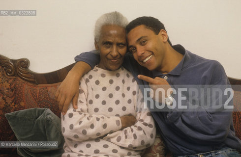 Italian actor Salvatore Marino and his mother, about 1990 / Lattore Salvatore Marino e sua madre, 1990 circa - ©Marcello Mencarini/Rosebud2