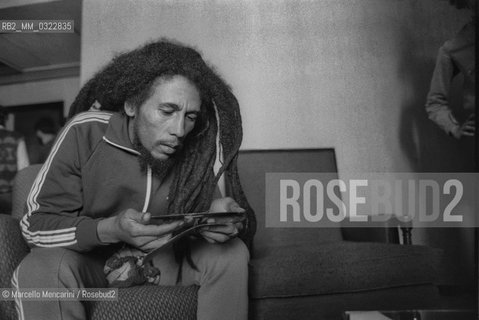 Milan, June 27, 1980. Jamaican reggae singer-songwriter and musician Bob Marley during presentation of his Golden Record Award / Milano, 27 giugno 1980. Il cantante e musicista reggae Bob Marley durante la consegna del disco doro - ©Marcello Mencarini/Rosebud2