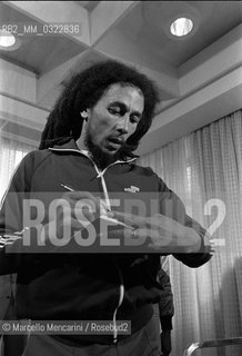 Milan, June 27, 1980. Jamaican reggae musician Bob Marley during the presentation of his Golden Record Award / Milano, 27 giugno 1980. Il musicista reggae Bob Marley durante la consegna del suo disco doro - ©Marcello Mencarini/Rosebud2