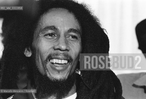 Milan, June 27, 1980. Jamaican reggae musician Bob Marley during the presentation of his Golden Record Award / Milano, 27 giugno 1980. Il musicista reggae Bob Marley durante la consegna del disco doro - ©Marcello Mencarini/Rosebud2