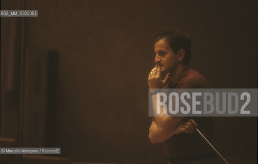 Rome, about 1985. Mexican conductor and composer Eduardo Mata during a rehearsal / Roma, 1985 circa. Eduardo Mata, direttore dorchestra e compositore durante una prova - ©Marcello Mencarini/Rosebud2