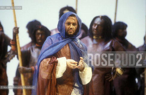 Pesaro, Rossini Opera Festival 1990. Italian tenor William Matteuzzi as Ricciardo during the dress reheharsal of the opera Ricciardo and Zoraide staged by Luca Ronconi / Pesaro, Rossini Opera Festival 1990. Il tenore William Matteuzzi nel ruolo di Ricciardo durante la prova generale dellopera Ricciardo e Zoraide diretta da Luca Ronconi - ©Marcello Mencarini/Rosebud2