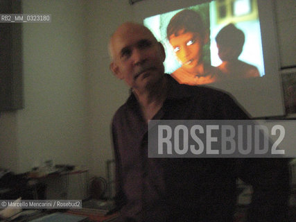 Milan, May 2008. American photojournalist Steve McCurry during a workshop at Micamera Gallery / Milano, maggio 2008. Il fotografo Steve McCurry durante un workshop alla Galleria Micamera - ©Marcello Mencarini/Rosebud2