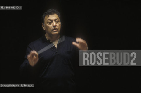 Rome, 1995. Music conductor Zubin Mehta during a rehearsal / Roma, 1995. Il direttore dorchestra Zubin Mehta durante una prova - ©Marcello Mencarini/Rosebud2