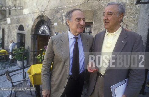 Spoleto (Perugia), 1993. Composer and founder of the Festival of Two Worlds Giancarlo Menotti with Spoleto mayor Gianni Toscano / Spoleto (Perugia), 1993. Il compositore e fondatore del Festival dei due mondi con il sindaco di Spoleto Gianni Toscano - ©Marcello Mencarini/Rosebud2