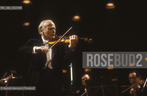 Venice, 1983. Volinist Yehudi Menuhin performing before receiving the Una Vita per la Musica Award (A Life in Music Award) / Il violinista Yehudi Menuhin in concerto prima di ricevere il premio Una vita per la musica - ©Marcello Mencarini/Rosebud2