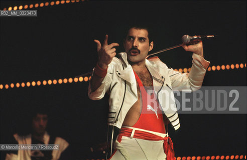 Sanremo Music Festival 1984. Lead vocalist and lyricist of the rock band Queen, Freddy Mercury, performing Radio Ga Ga / Festival di Sanremo 1984. Il cantante dei Queen Freddy Mercury mentre canta Radio Ga Ga - ©Marcello Mencarini/Rosebud2