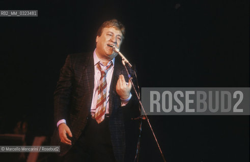 Neapolitan singer and actor Mario Merola performing at the festival Napoli prima e dopo (Naples before and after) in 1986 / Il cantante e attore napoletano Mari Merola al festival Napoli prima e dopo nel 1986 - ©Marcello Mencarini/Rosebud2