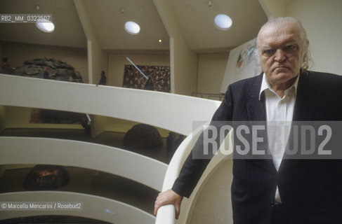 New York, 1989. Italian artist Mario Merz at Guggenheim Museum / New York, 1989. Lartista Mario Merz al Museo Guggenheim - ©Marcello Mencarini/Rosebud2