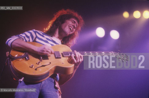 Rome, about 1985. Jazz-fusion guitarist Pat Metheny performing / Roma, 1985 circa. Il chitarrista jazz-fusion Pat Metheny - ©Marcello Mencarini/Rosebud2