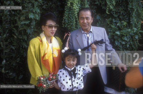 Venice Lido, Venice Film Festival 1989. Japanese actor Toshiro Mifune, his wife Sachiko Yoshimine and their daughter Mika / Lido di Venezia, Mostra del Cinema di Venezia 1989. Lattore Toshiro Mifune, sua moglie Sachiko Yoshimine e la loro figlia Mika - ©Marcello Mencarini/Rosebud2