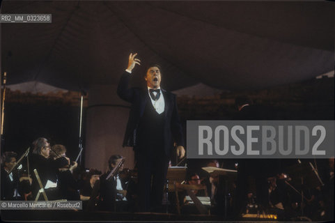 American operatic baritone Sherrill Milnes performing a recital (about 1988) / Il baritono Sherrill Milnes in un recital (1988 circa) - ©Marcello Mencarini/Rosebud2