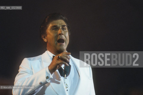 American operatic baritone Sherrill Milnes performing a recital (about 1988) / Il baritono Sherrill Milnes in un recital (1988 circa) - ©Marcello Mencarini/Rosebud2