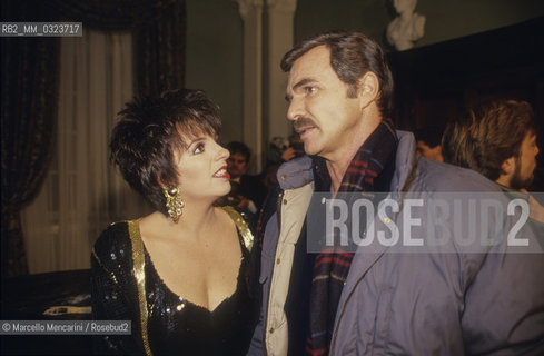 Rome, Cinecittà Studios, January 23th, 1987. American actors Burt Reynolds and Liza Minnelli on the set of the movie Rent a Cop / Roma, Studi cinematografici di Cinecittà, 23 gennaio 1987. Gli attori Liza Minnelli e Burt Reynolds sul set del film Rent a Cop - ©Marcello Mencarini/Rosebud2