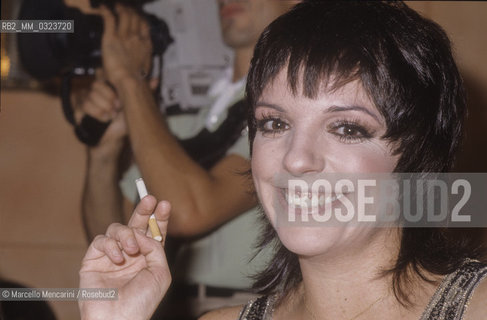 Rome, Cinecittà Studios, January 23th, 1987. American actress Liza Minnelli on the set of the movie Rent a Cop / Roma, Studi cinematografici di Cinecittà, 23 gennaio 1987. Lattrice Liza Minnelli sul set del film Rent a Cop - ©Marcello Mencarini/Rosebud2