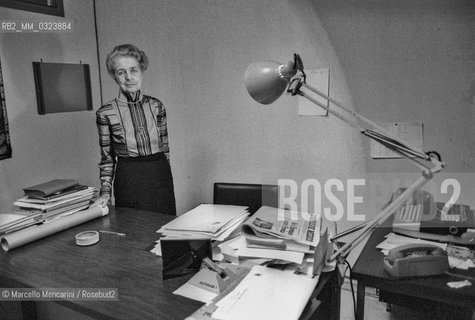 Rome, 1980. Neurologist Rita Levi Montalcini in his laboratory / Roma, 1980. La neurologa Rita Levi Montalcini nel suo laboratorio - ©Marcello Mencarini/Rosebud2