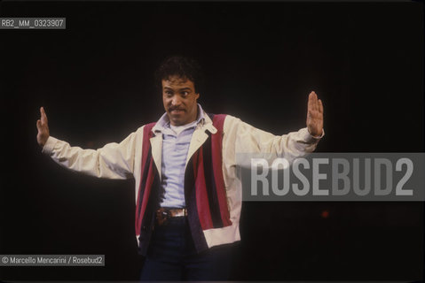 Rome, Teatro Sistina, 1981. Actor Enrico Montesano performing in Bravo! by Garinei & Giovannini / Roma, Teatro Sistina, 1981. Lattore Enrico Montesano in Bravo! di Garinei e Giovannini - ©Marcello Mencarini/Rosebud2