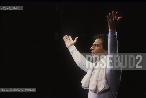 Rome, Teatro Sistina, 1981. Actor Enrico Montesano performing in Bravo! by Garinei & Giovannini / Roma, Teatro Sistina, 1981. Lattore Enrico Montesano in Bravo! di Garinei e Giovannini - ©Marcello Mencarini/Rosebud2