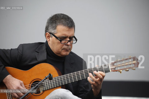 Festival of Literatures, Rome 2012. Brasilian composer and guitarist Silvio Morais D’Amico / Festival Letterature, Roma 2012. Silvio Morais D’Amico, compositore e chitarrista - ©Marcello Mencarini/Rosebud2