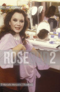 Italian actress Valeria Moriconi in her dressing room (1986) / Lattrice Valeria Moriconi nel suo camerino (1986) - ©Marcello Mencarini/Rosebud2