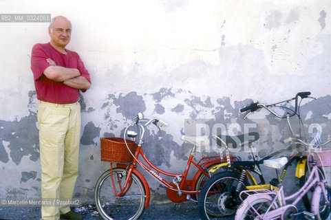 Viareggio, 1989. French philosopher and sociologist Edgar Morin / Viareggio, 1989. Edgar Morin, filosofo e sociologo - ©Marcello Mencarini/Rosebud2