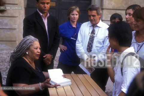 Mantua Literature Festival  1999. American writer Toni Morrison / Mantova, 1999. La scrittrice americana Toni Morrison - ©Marcello Mencarini/Rosebud2