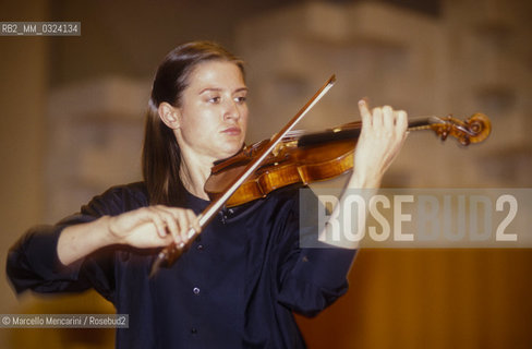 Rome, 1989. Russian violinist Viktoria Mullova / Roma, 1989. La violinista Viktoria Mullova - ©Marcello Mencarini/Rosebud2