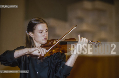 Rome, 1989. Russian violinist Viktoria Mullova / Roma, 1989. La violinista Viktoria Mullova - ©Marcello Mencarini/Rosebud2