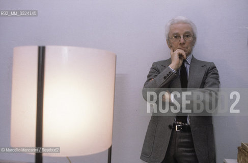 Milan, 1982. Italian designer Bruno Munari in his studio / Milano, 1982. Il designer Bruno Munari nel suo studio - ©Marcello Mencarini/Rosebud2