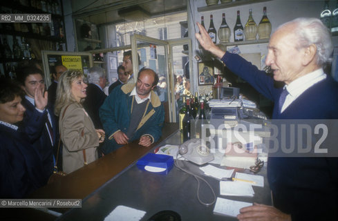 Naples, 1993. A supporter makes fascist salute to Alessandra Mussolini, candidate for Mayor of Naples / Napoli, 1993. Un simpatizzante fa il saluto romano a Alessandra Mussolini, candidata a sindaco di Napoli - ©Marcello Mencarini/Rosebud2