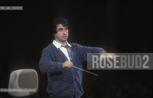 Italian music conductor Riccardo Muti during a rehearsal (about 1985) / Il direttore dorchestra Riccardo Muti durante una prova (1985 circa) - ©Marcello Mencarini/Rosebud2