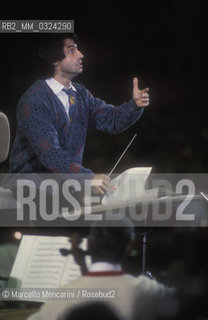 Italian music conductor Riccardo Muti during a rehearsal (about 1985) / Il direttore dorchestra Riccardo Muti durante una prova (1985 circa) - ©Marcello Mencarini/Rosebud2