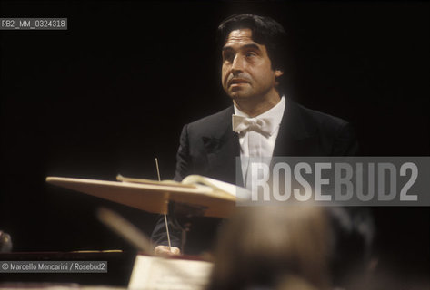 Venice, 1995. Conductor Riccardo Muti performing at La Fenice Theater / Venezia, 1995. Il direttore dorchestra Riccardo Muti durante un concerto al Teatro La Fenice - ©Marcello Mencarini/Rosebud2