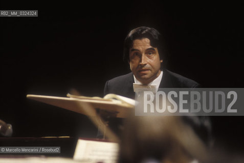 Venice, 1995. Conductor Riccardo Muti performing at La Fenice Theater / Venezia, 1995. Il direttore dorchestra Riccardo Muti durante un concerto al Teatro La Fenice - ©Marcello Mencarini/Rosebud2