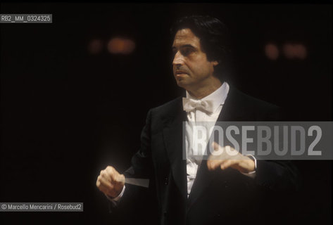 Venice, 1995. Conductor Riccardo Muti performing at La Fenice Theater / Venezia, 1995. Il direttore dorchestra Riccardo Muti durante un concerto al Teatro La Fenice - ©Marcello Mencarini/Rosebud2