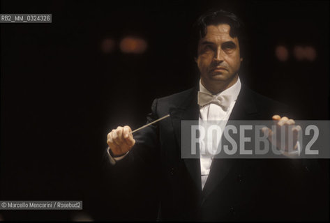 Venice, 1995. Conductor Riccardo Muti performing at La Fenice Theater / Venezia, 1995. Il direttore dorchestra Riccardo Muti durante un concerto al Teatro La Fenice - ©Marcello Mencarini/Rosebud2