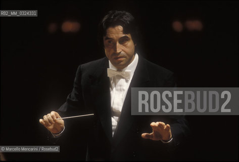 Venice, 1995. Conductor Riccardo Muti performing at La Fenice Theater / Venezia, 1995. Il direttore dorchestra Riccardo Muti durante un concerto al Teatro La Fenice - ©Marcello Mencarini/Rosebud2